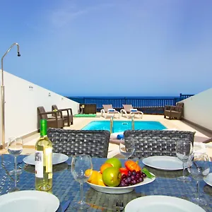  Holiday home Atlantis